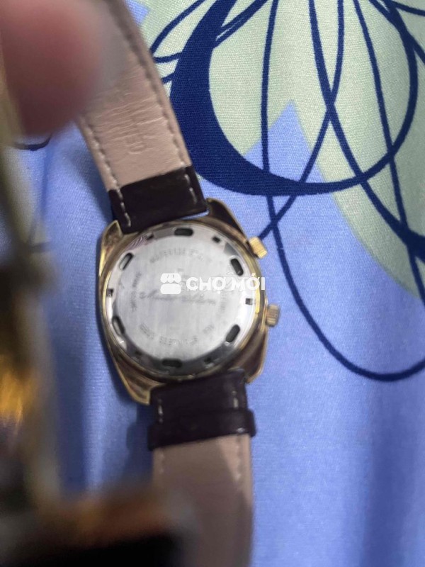 Đồng hồ đeo tay Nam Vàng 10K