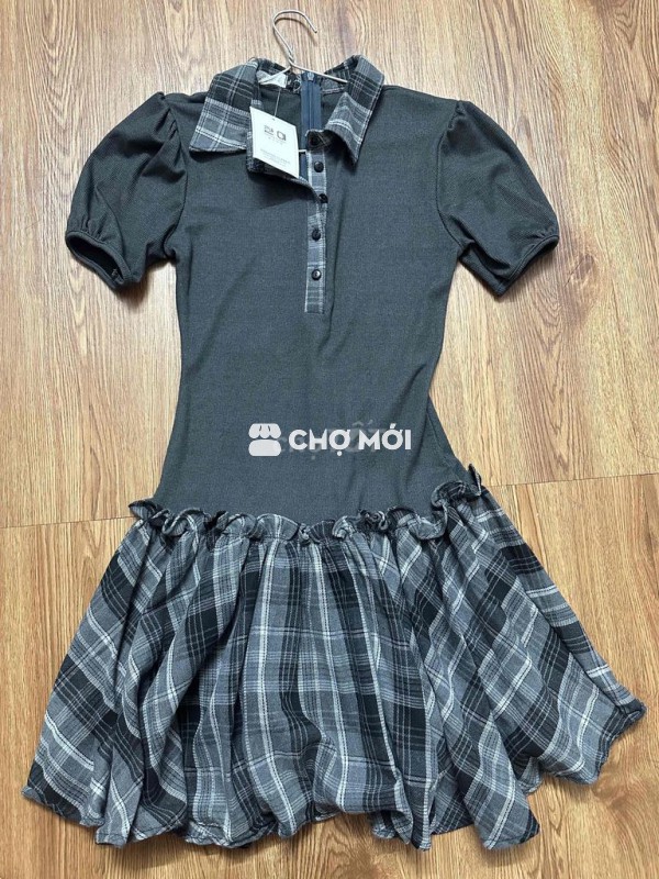 Váy nữ vải kẻ caro