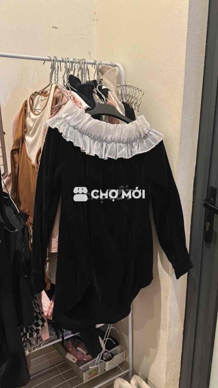 Vây trễ vai nữ Nhung Đơn giản