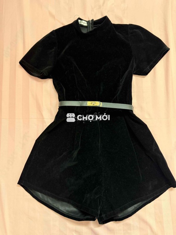 Jumpsuit Nhung Nữ Đen size S