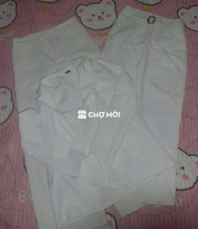 Bộ quần áo nữ trắng vải 3 món