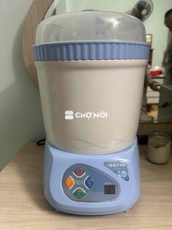 Máy tiệt trùng bình sữa