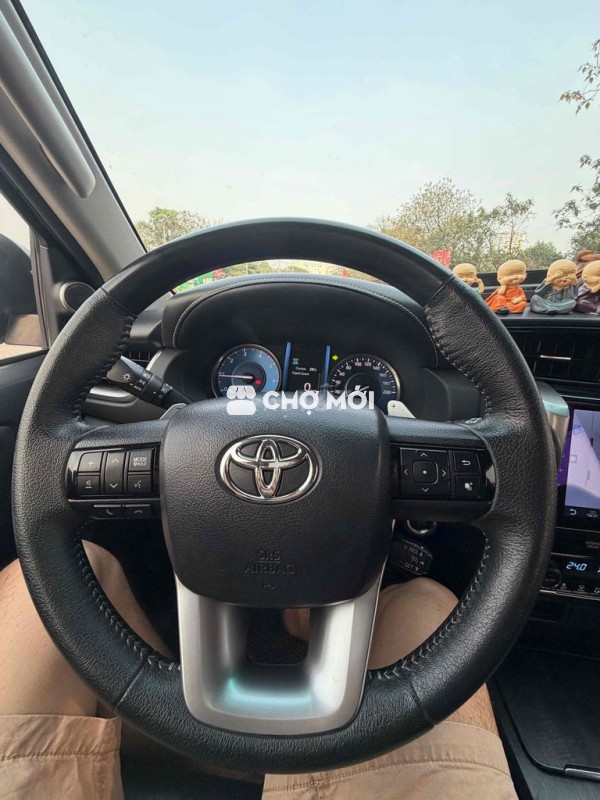 Toyota Fortuner 2021 AT đen máy dầu chính chủ