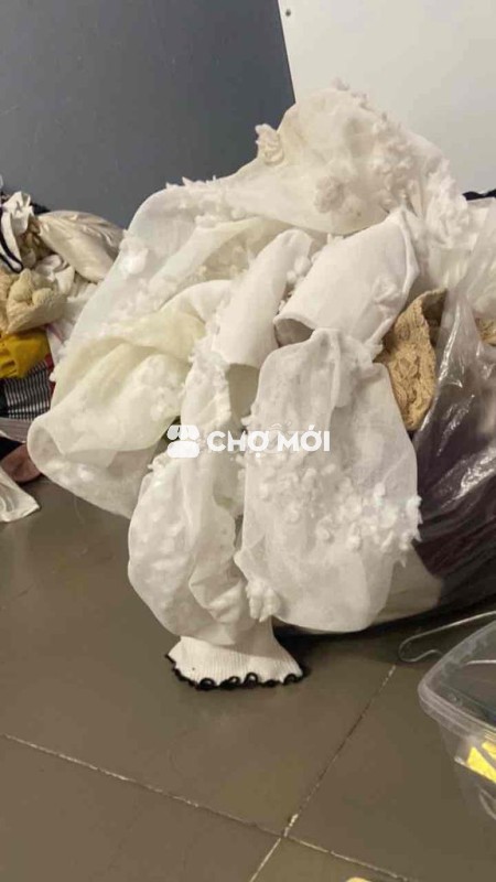 Quần áo nữ S-M còn mới