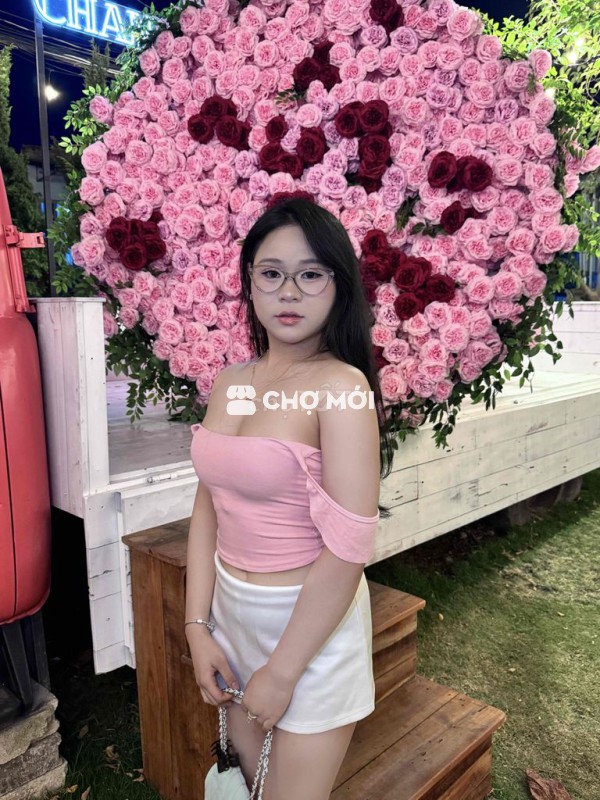 Set áo và chân váy nữ size M