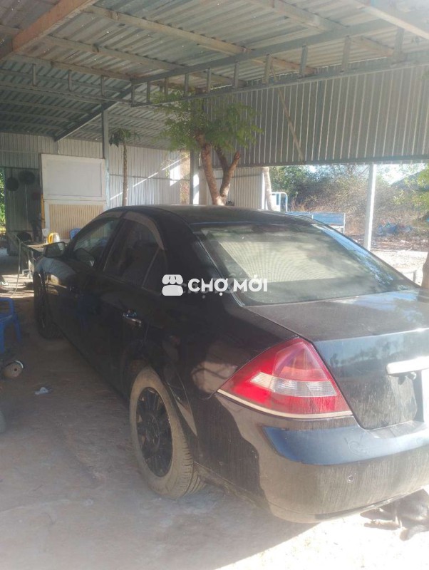 Ford Mondeo 2003 Đen