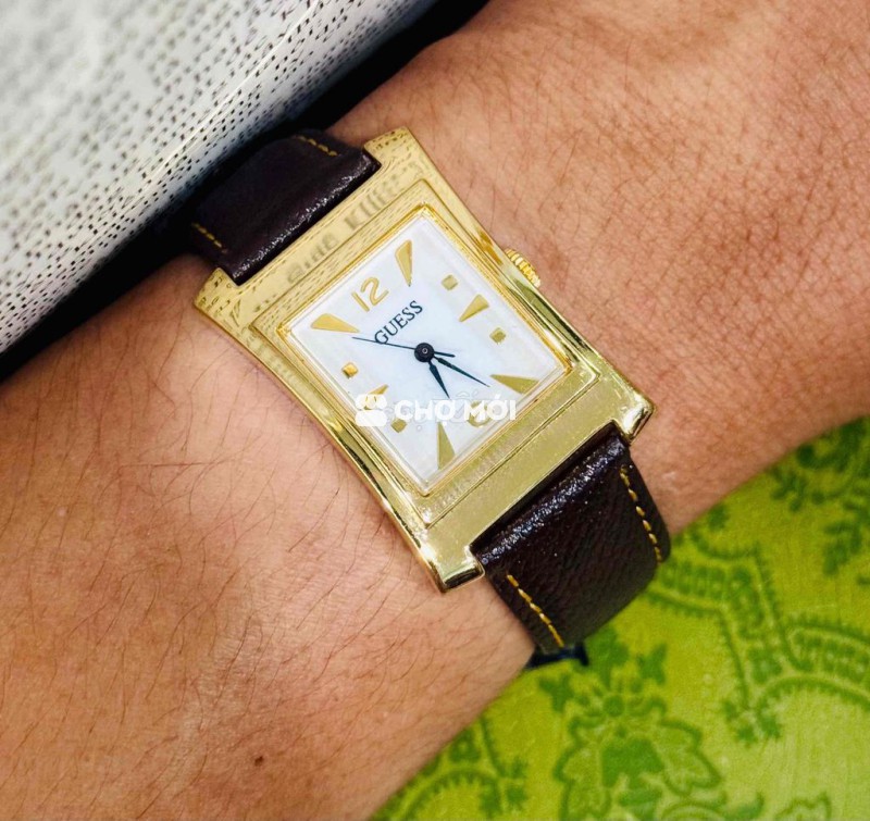 Đồng hồ Guess Tank Nam Vàng Nâu