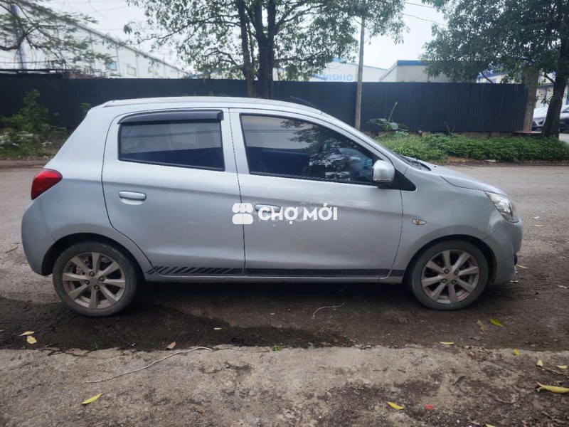 Chính chủ e bán Mitsubishi Mirage Bạc 5 chỗ MT