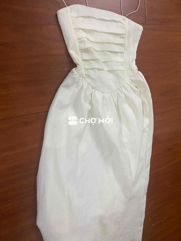 Đầm nữ vải mềm mại đã dùng