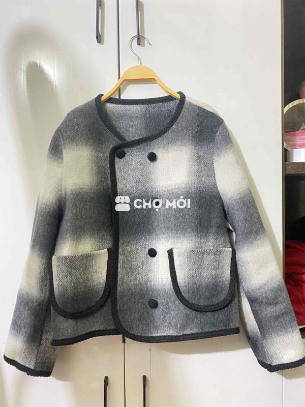Áo khoác nữ len xám kẻ caro