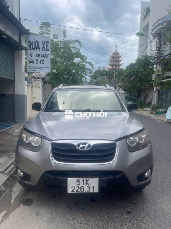 Hyundai Santa Fe 2010 2 cầu Xám