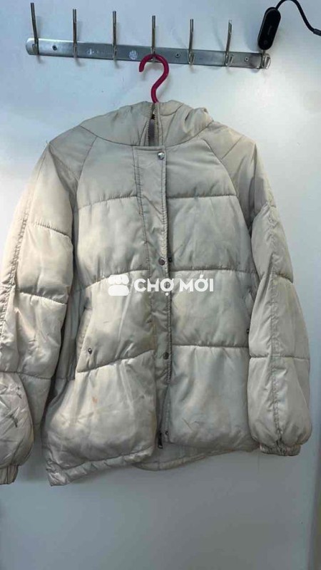 Áo khoác phao nữ màu Be