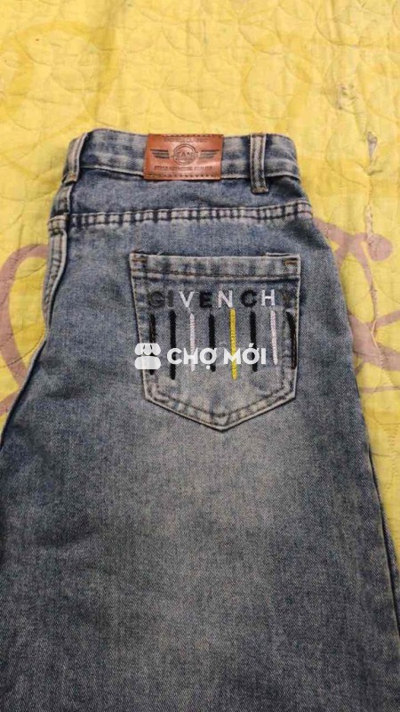 Quần jean nữ vải bò Givenchy size M