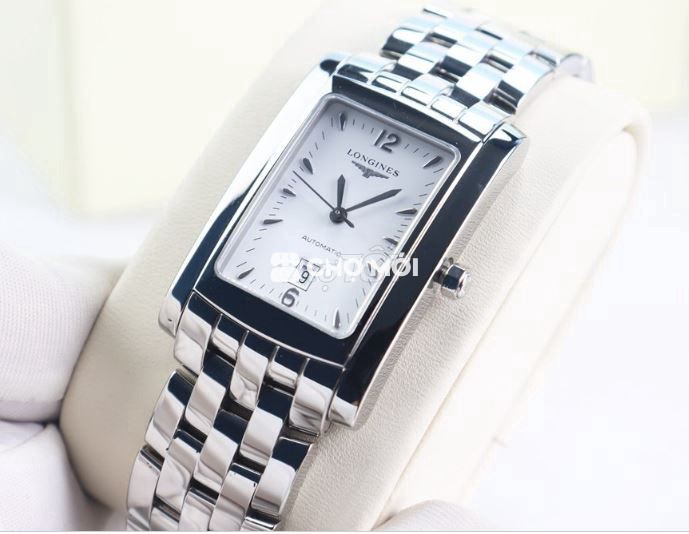 Longines DolceVita Automatic Size 26.3 × 40mm