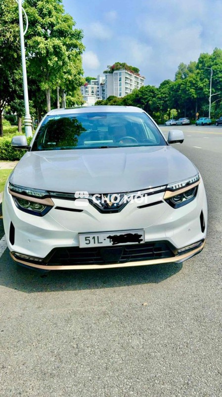 VF8 Lux Plus, VIP phiên bản Top 2025 Hoả Long