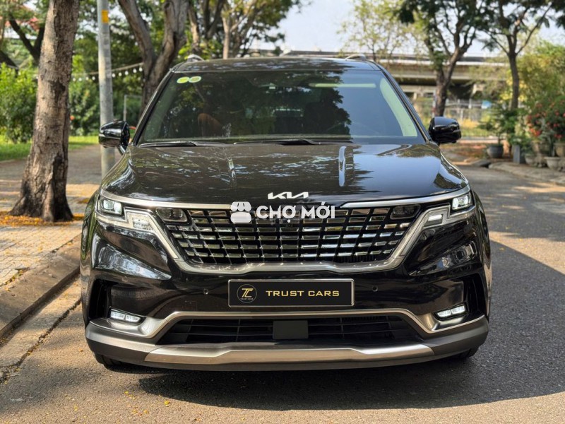 CARNIVAL 2.2D máy Dầu 7 ghế Signature - Chủ giữ kỹ