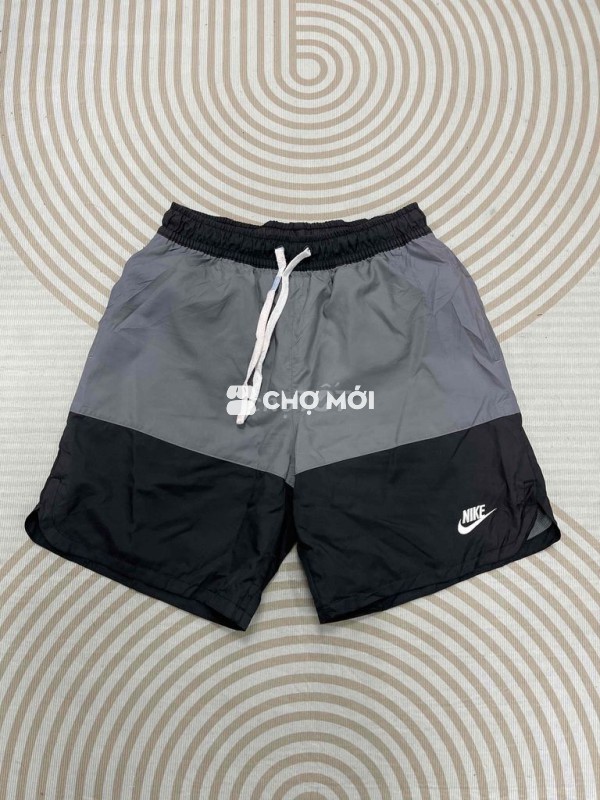 Quần thể thao Ni…ke size S Số đo: eo 74-88, dài 45