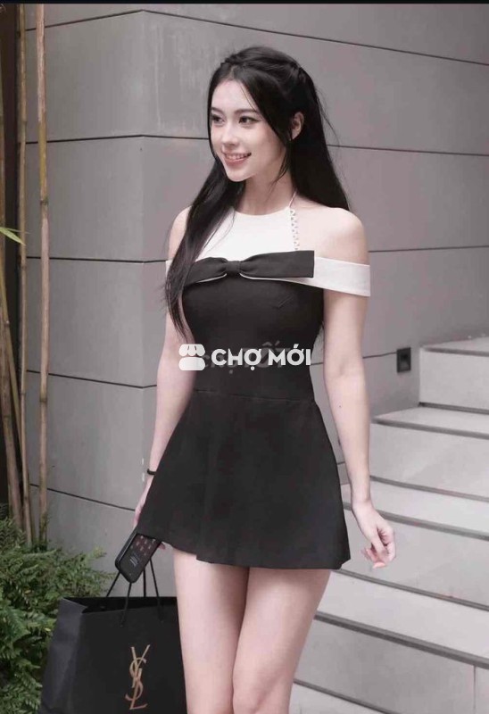 Váy Aguja nữ size L Đen trắng