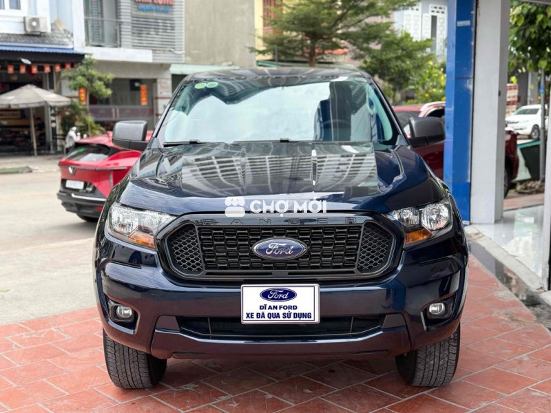 Ford Ranger XLS AT 2021 Xanh đen