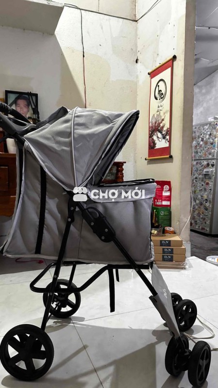 Xe đẩy em bé Bello Xám