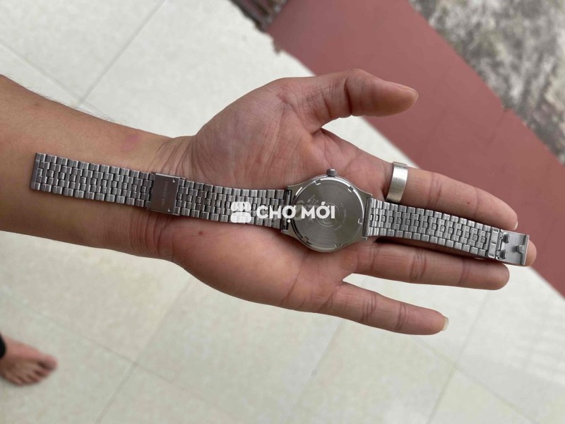 Đồng hồ Orient Swimmer Quartz Bạc