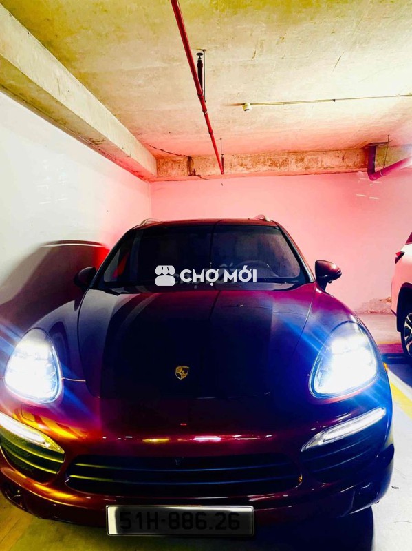 BÁN SIÊU XE PORSCHE CAYENNE – PHONG CÁCH THỂ THAO