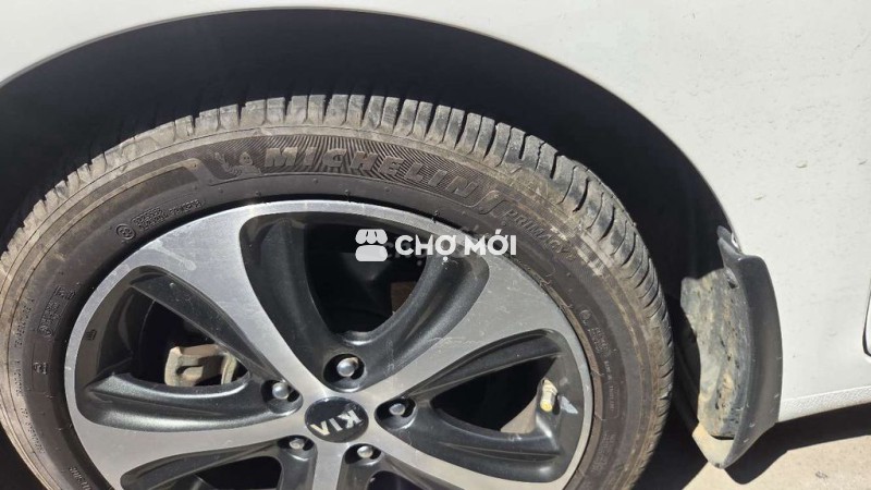 KIA Rondo 2016 Tự động