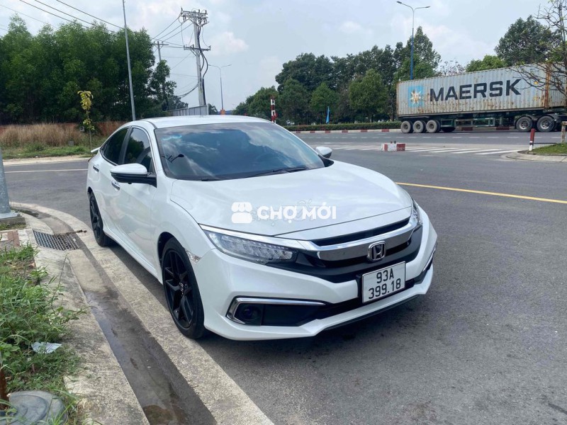 Honda Civic 2020 1.8G  Trắng - 78000 km
