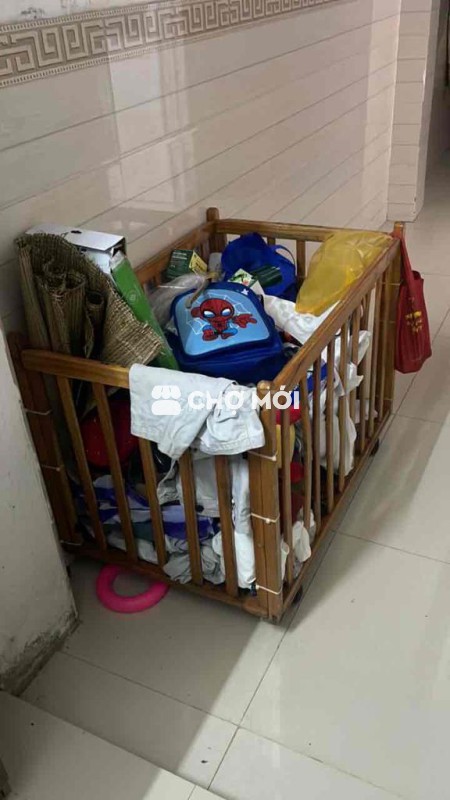 Cũi gỗ màu Nâu đã qua sử dụng