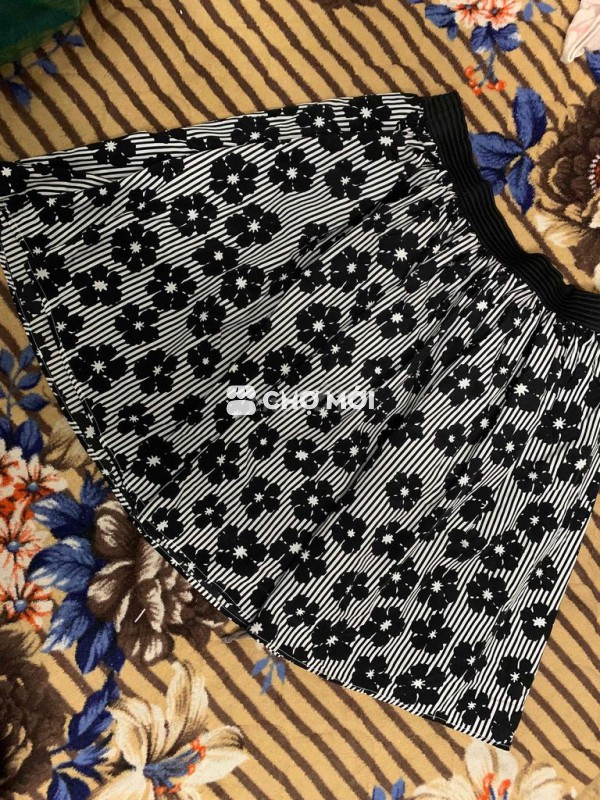 Chân váy nữ size M Đen trắng