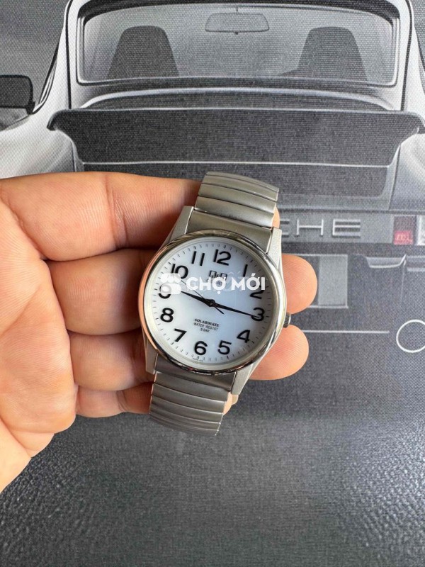 Đồng hồ Q&Q Nam Solar 37mm Bạc