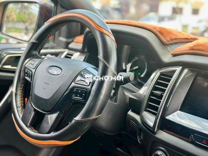 Ford Ranger Wildtrak 2022 Vàng đồng