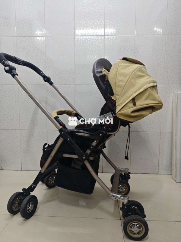 Xe đẩy Aprica gấp gọn