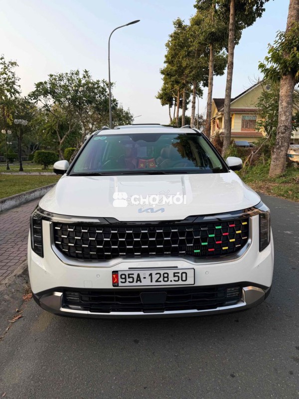 Kia Carnival 2024 - 27000 km