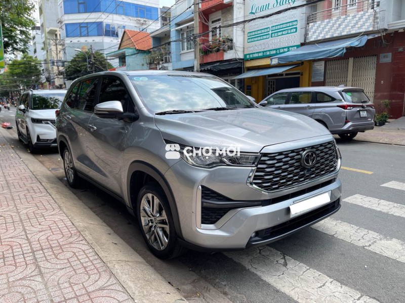 Toyota Innova Cross 2024 HEV- 20.000 km- Xe Đẹp