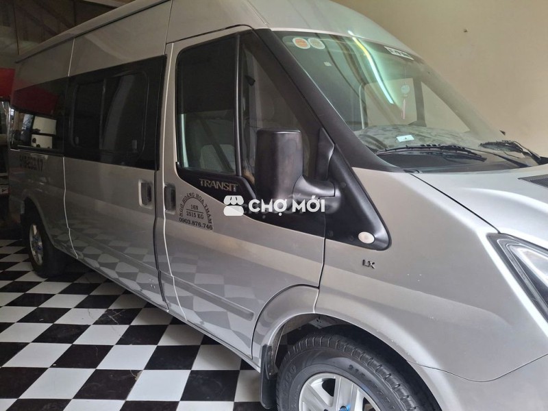 Bán xe Ford Transit 2022 còn nguyên thủy 100%