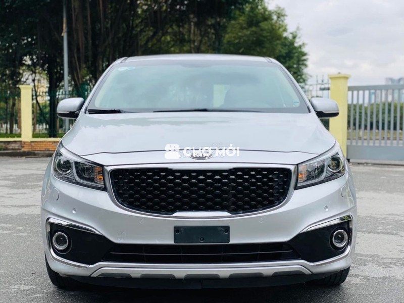 KIA Sedona 2018 2.2L DATH Bạc - 120,000 Km