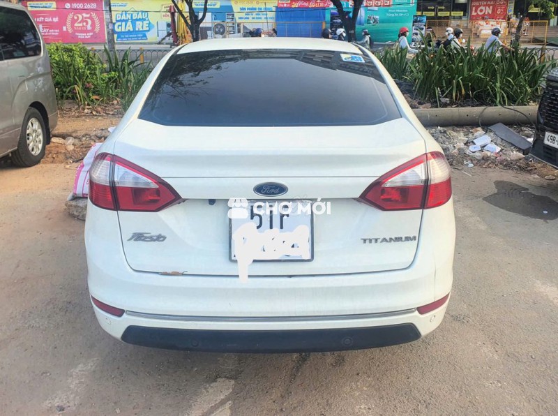 Ford Fiesta 2016 Titanium Trắng 70.000 km