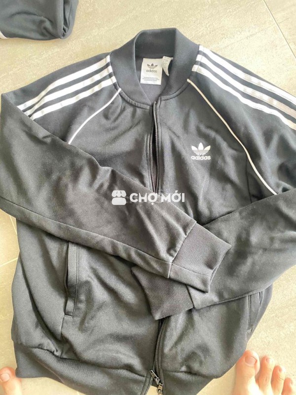 Áo khoác Adidas Đen vải mềm mại