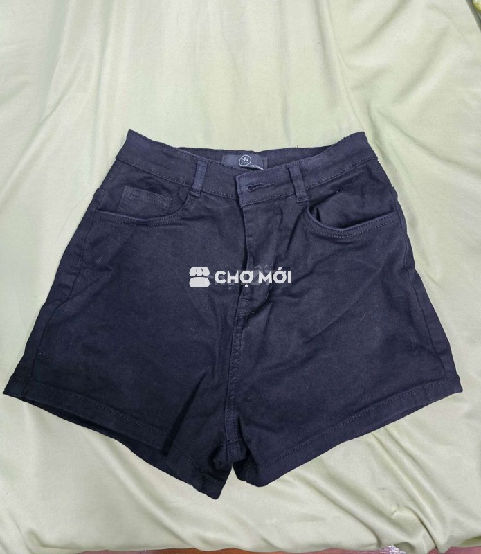 Quần short nữ Đen