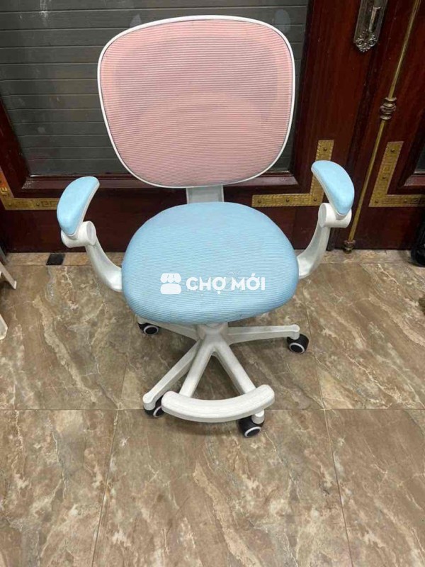 Ghế học sinh chống gù