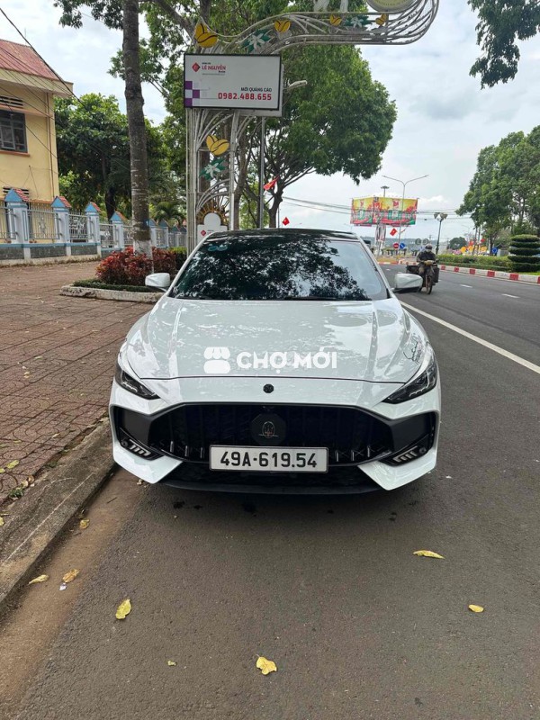 MG MG5 Phiên bản đặc biệt Trắng cần bán