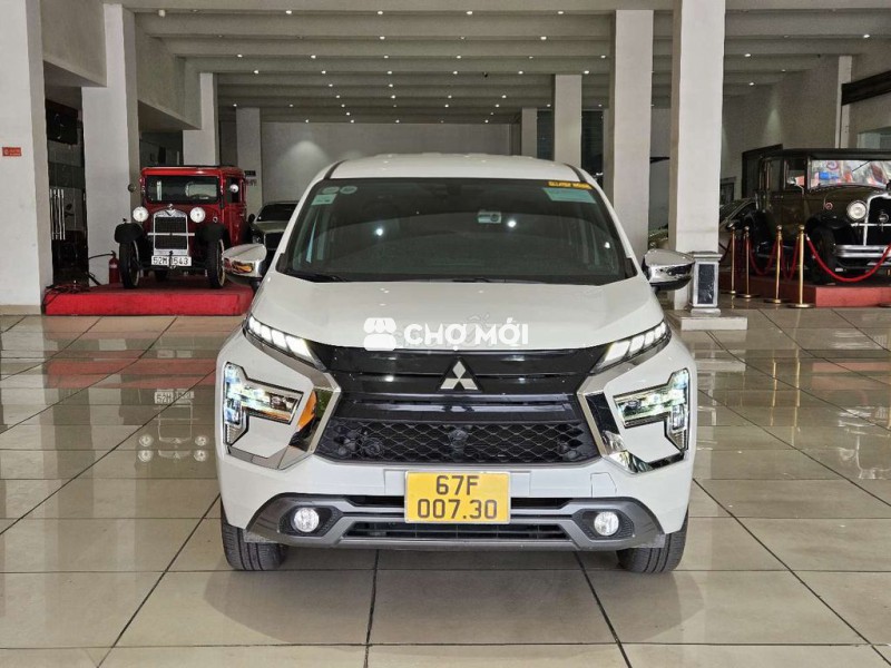 Mitsubishi Xpander Premium 2025, trả trước 180tr.
