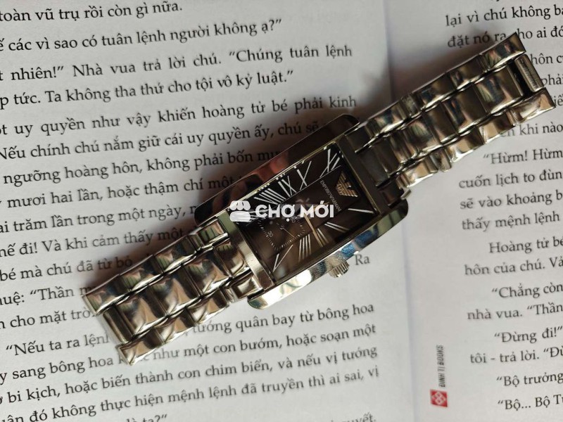 Đồng hồ Emporio Armani Tank Nam thanh lí