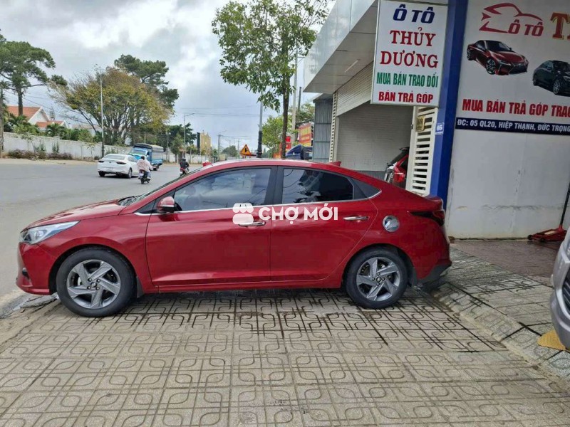 Hyundai Accent Cao cấp ATH Đỏ