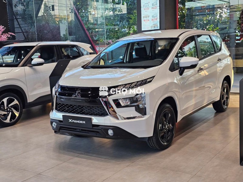 Mitsubishi Xpander 1.5 AT 2026 - Trắng, Bạc, Đen
