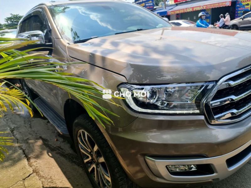 Ford Everest Titanium 2018 4x2, bảo hành Ford 2027
