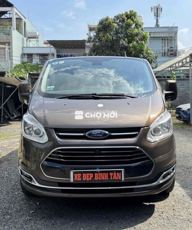 Ford Tourneo 2020 Titanium xe giám đốc đi