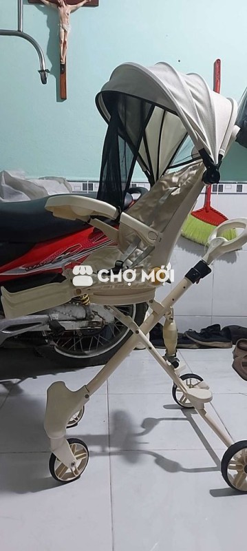 Xe đẩy em bé Đa năng