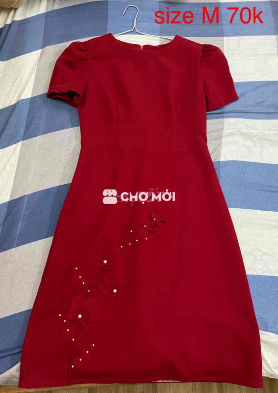 Váy nữ màu đỏ size M